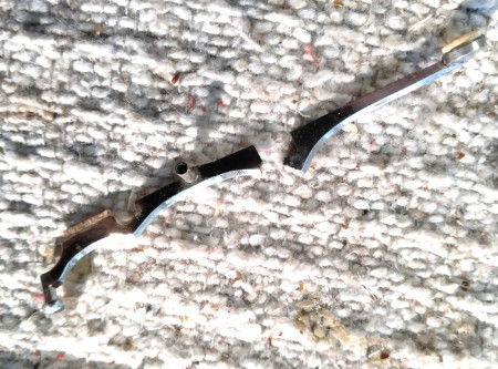 Zlomená klapka klarinetu